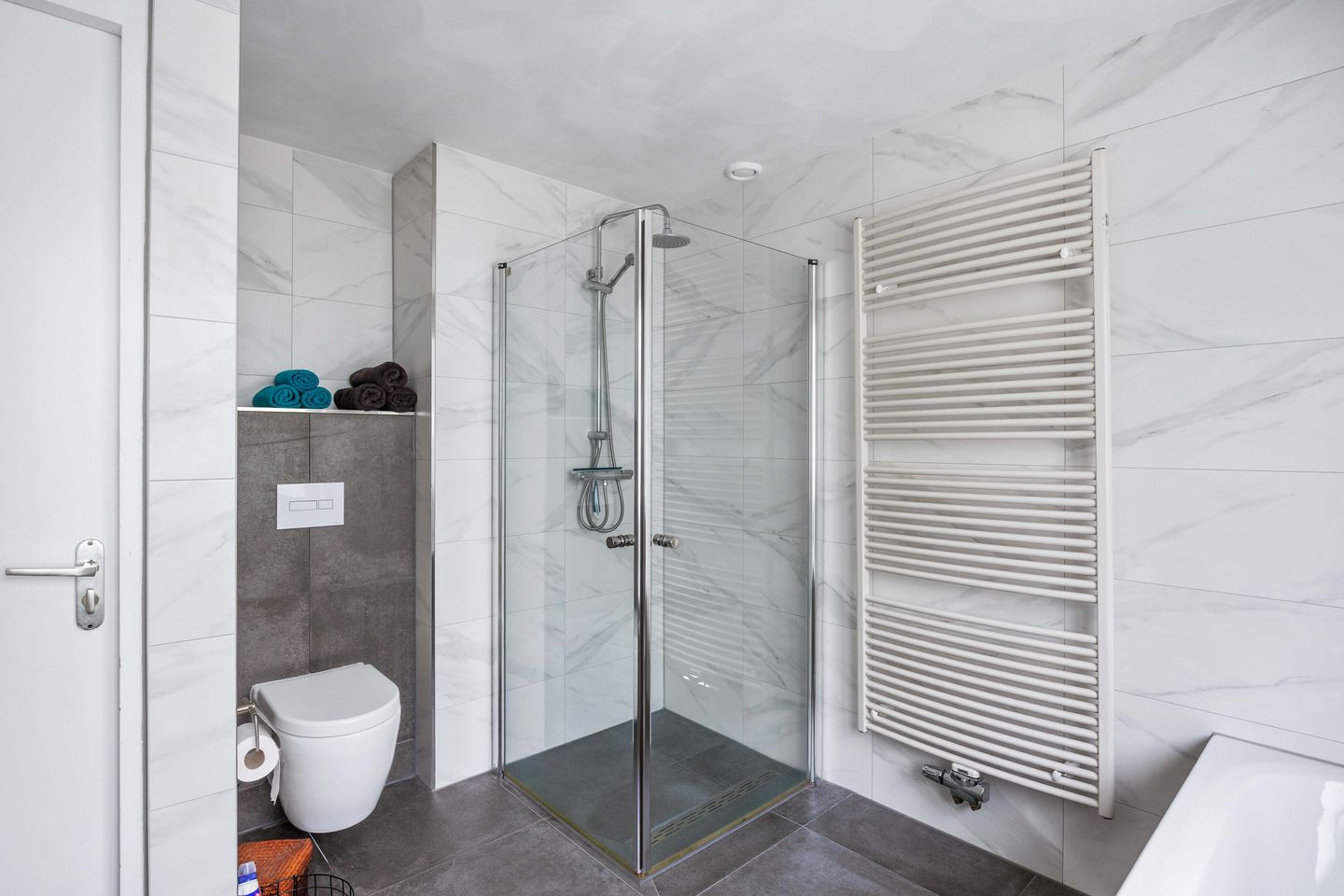 Photo 35 of Multatulistraat 4