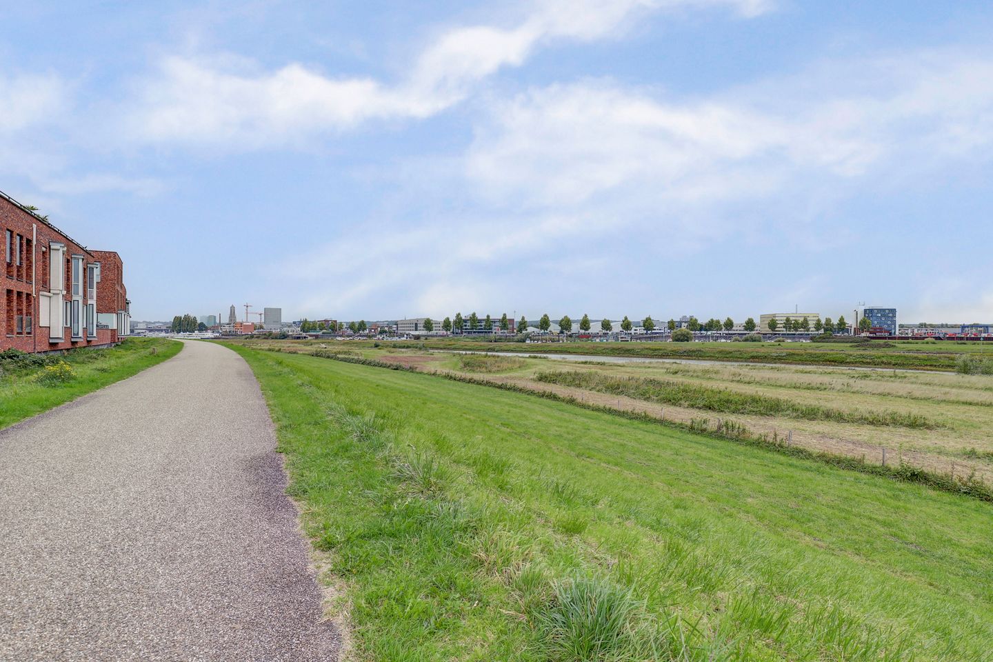 Foto 40 van Willy den Oudenstraat 38