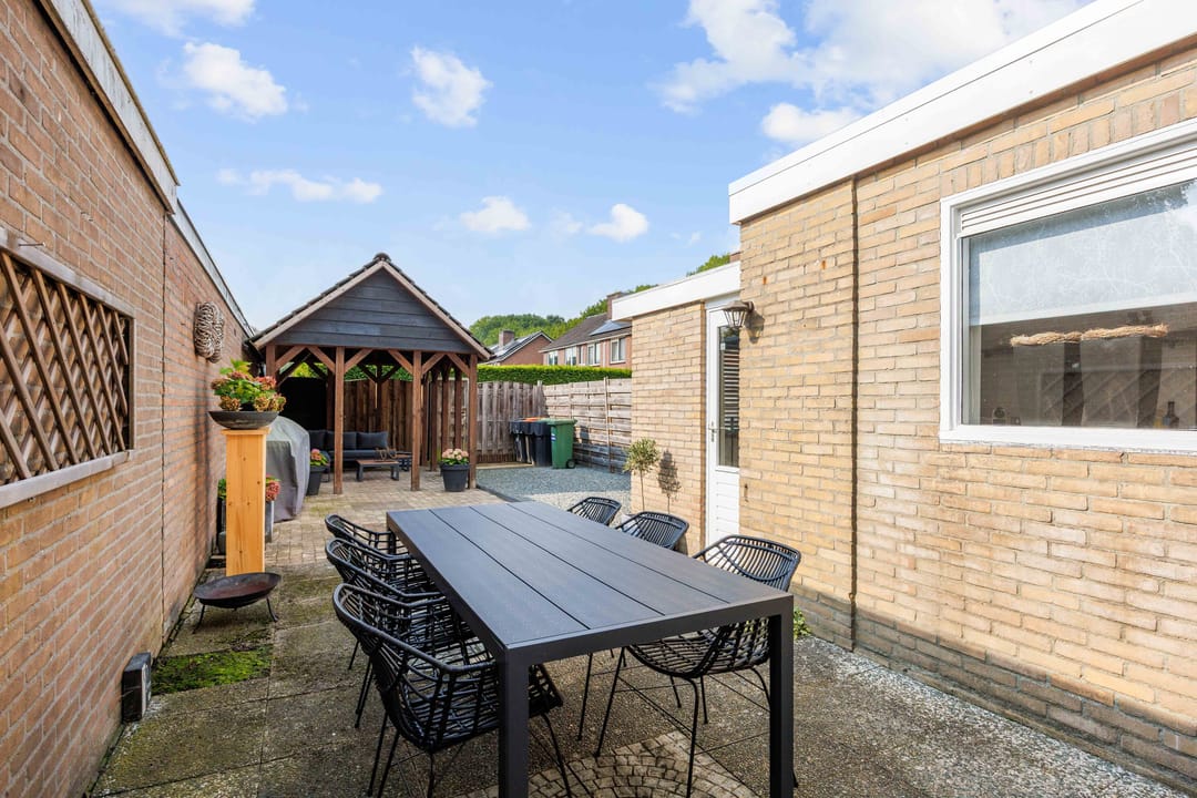 Photo 41 of Multatulistraat 4