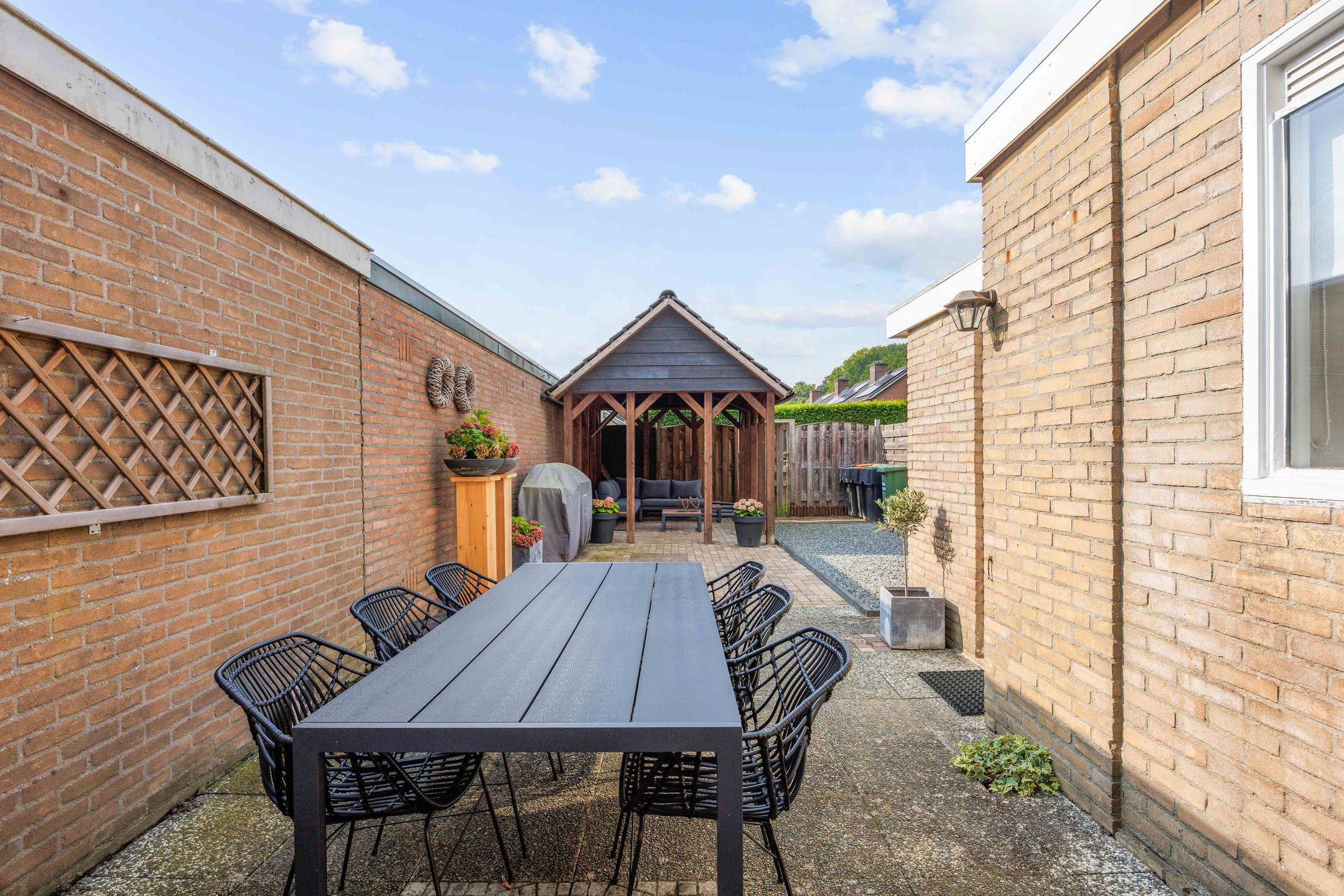 Photo 42 of Multatulistraat 4