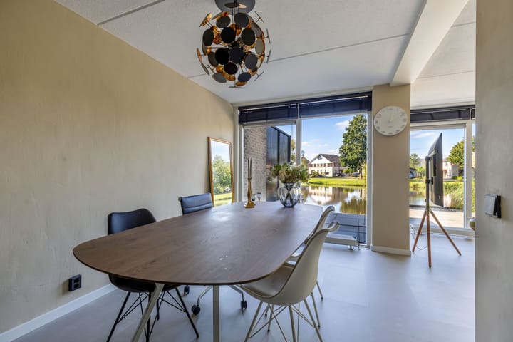 Foto 15 van Kalmoes 61