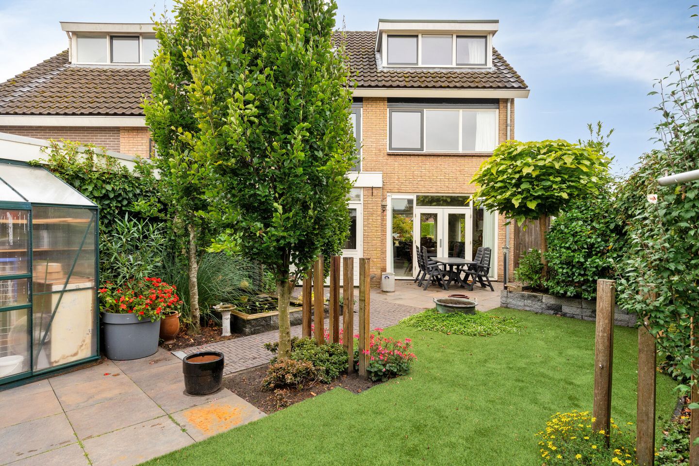 Foto 25 van Julianastraat 147