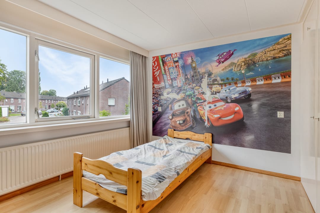 Foto 31 van Julianastraat 147