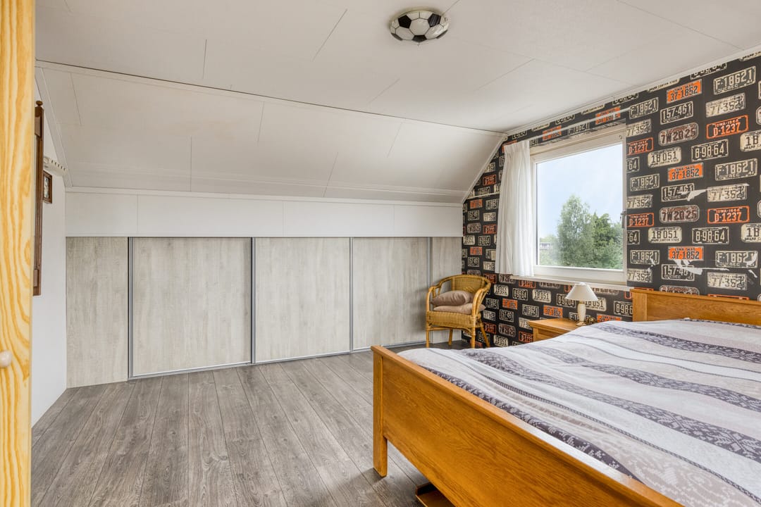 Foto 38 van Julianastraat 147