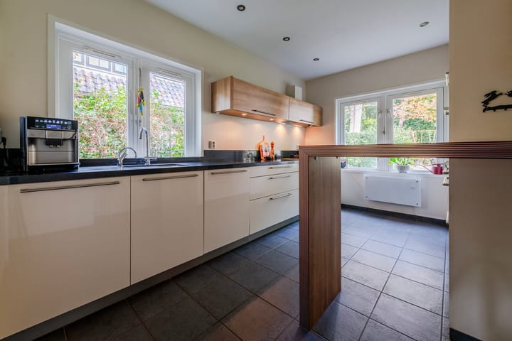 Foto 15 van Beatrixlaan 2