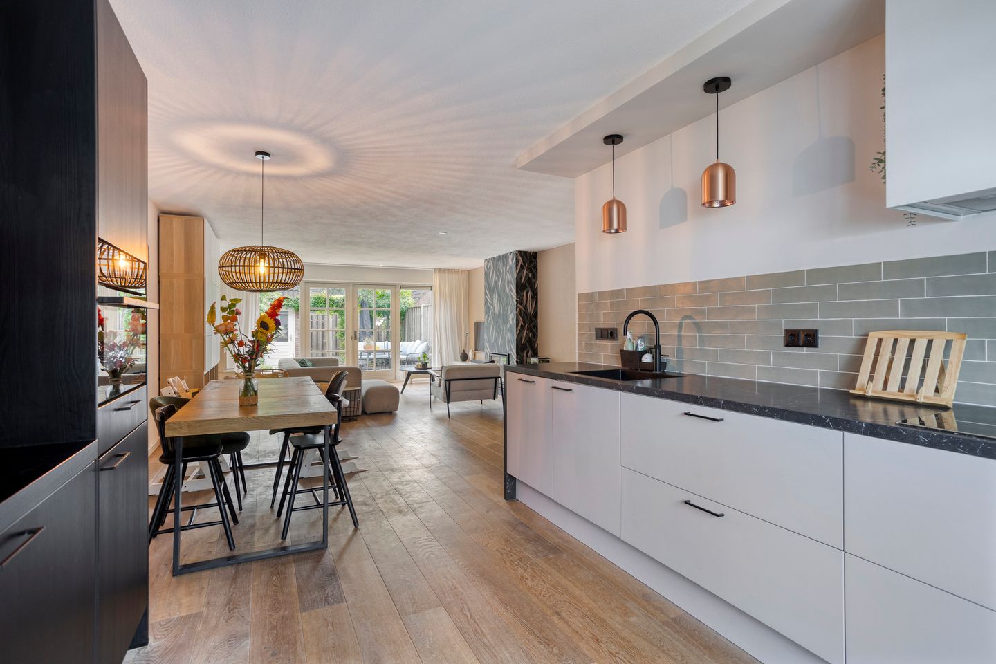 Foto 1 van Zebravink 27