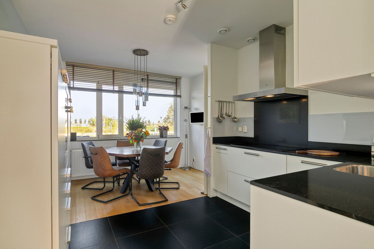 Foto 10 van Lingestraat 55