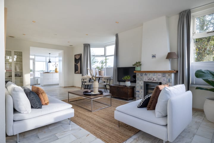 Foto 9 van Notaris d'Aumerielaan 33