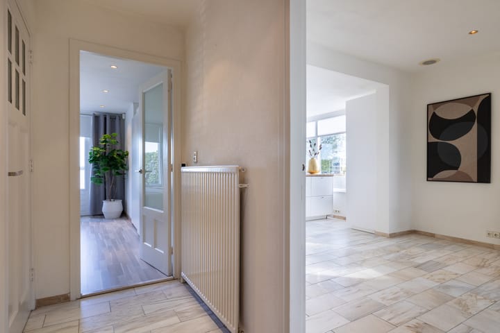 Foto 19 van Notaris d'Aumerielaan 33