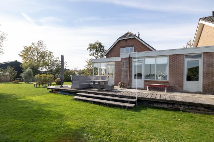 Foto 38 van Notaris d'Aumerielaan 33