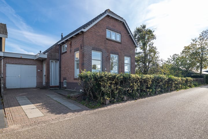 Foto 45 van Notaris d'Aumerielaan 33