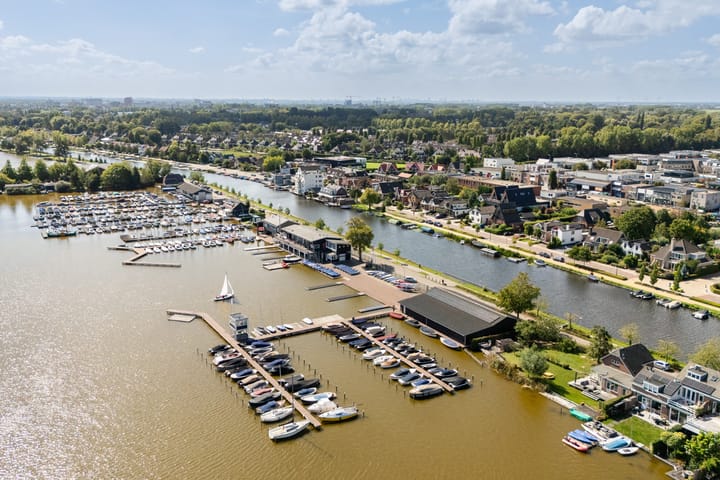 Foto 50 van Notaris d'Aumerielaan 33