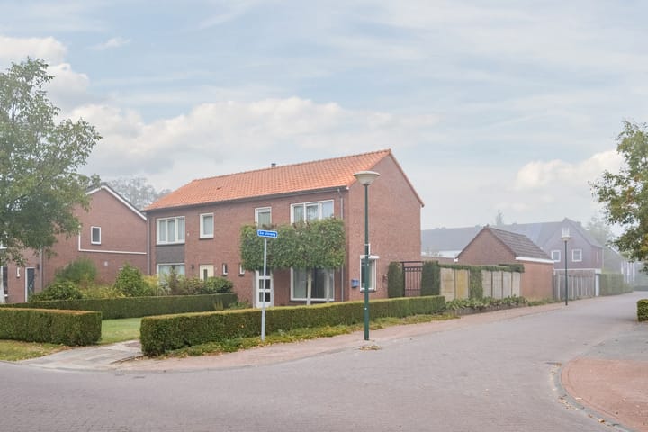 Foto 4 van van den Tillaartstraat 16