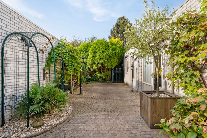 Foto 27 van Ogentroost 22