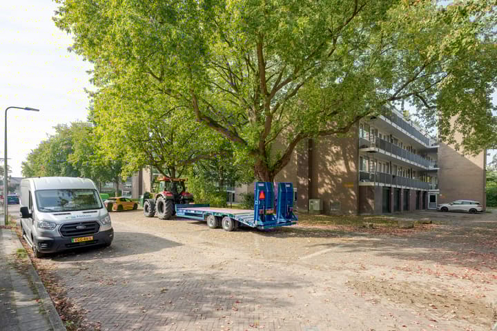 Photo 34 of Tsjaikovskilaan 33