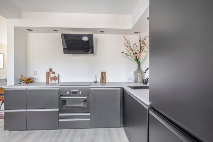 Photo 20 of Vroonstraat 19