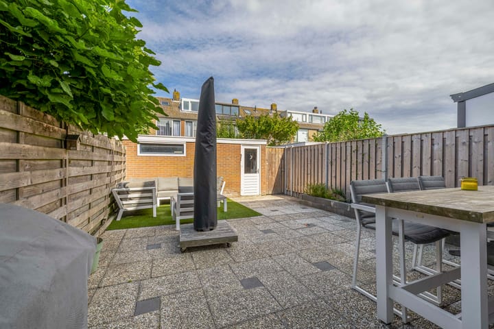 Photo 22 of Vroonstraat 19