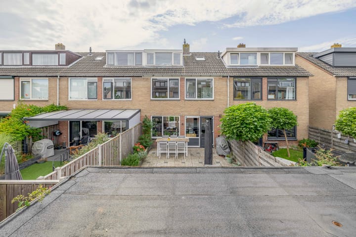 Photo 26 of Vroonstraat 19