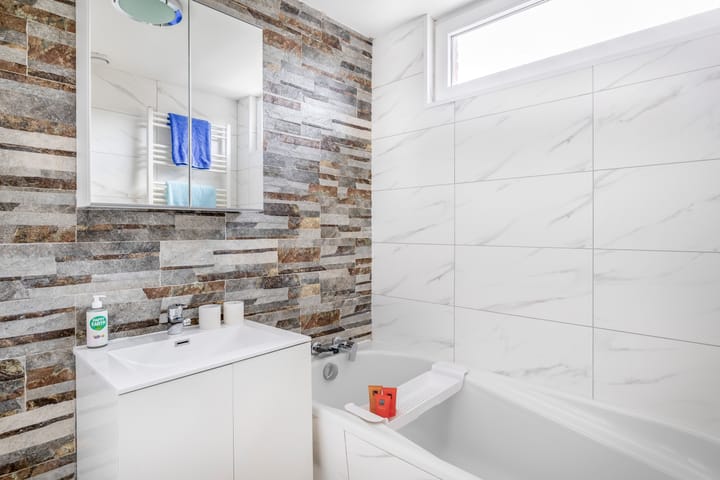 Photo 33 of Vroonstraat 19