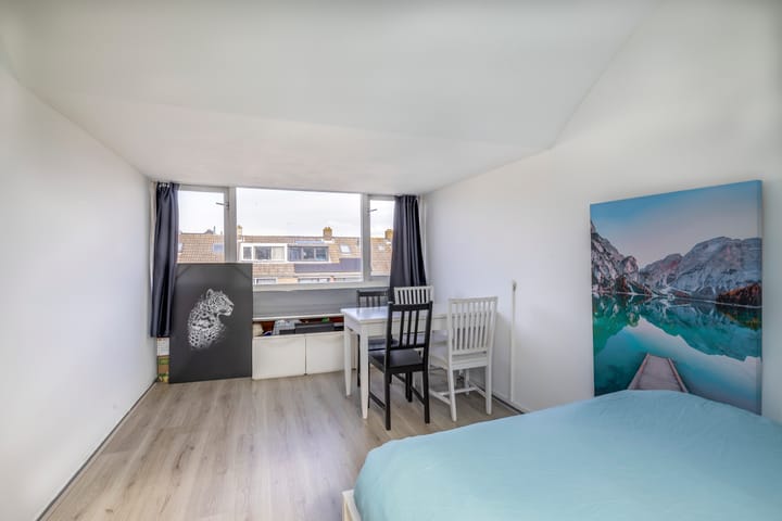 Photo 45 of Vroonstraat 19