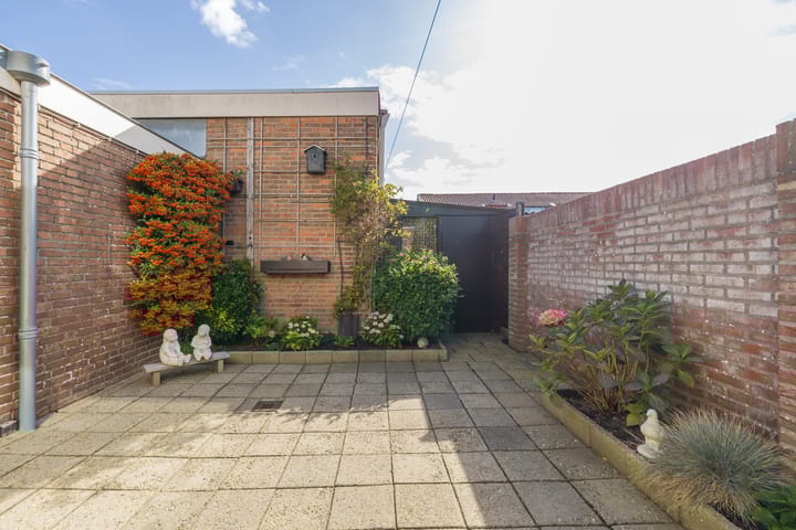 Foto 44 van Parallelweg 15