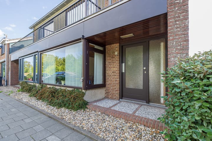 Foto 45 van Parallelweg 15