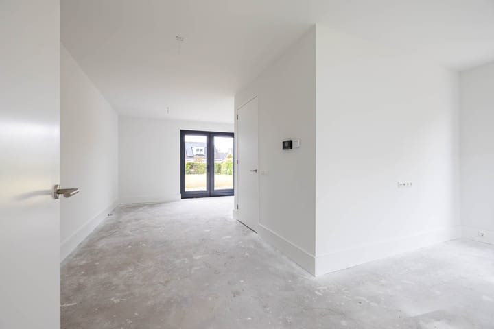 Photo 13 of Hoofdweg 39