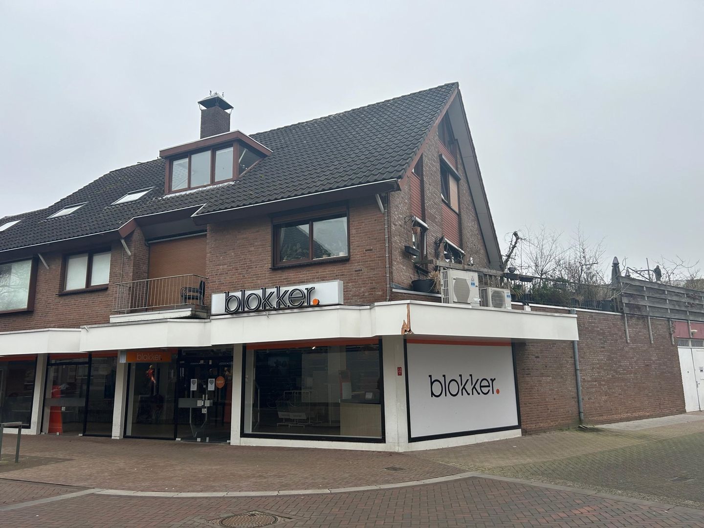 Bekijk foto 2 van Oranjestraat 8