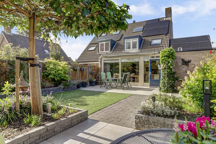 Photo 2 of Boterbloemstraat 9