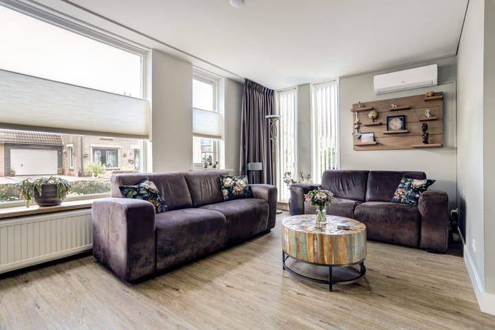 Photo 3 of Boterbloemstraat 9