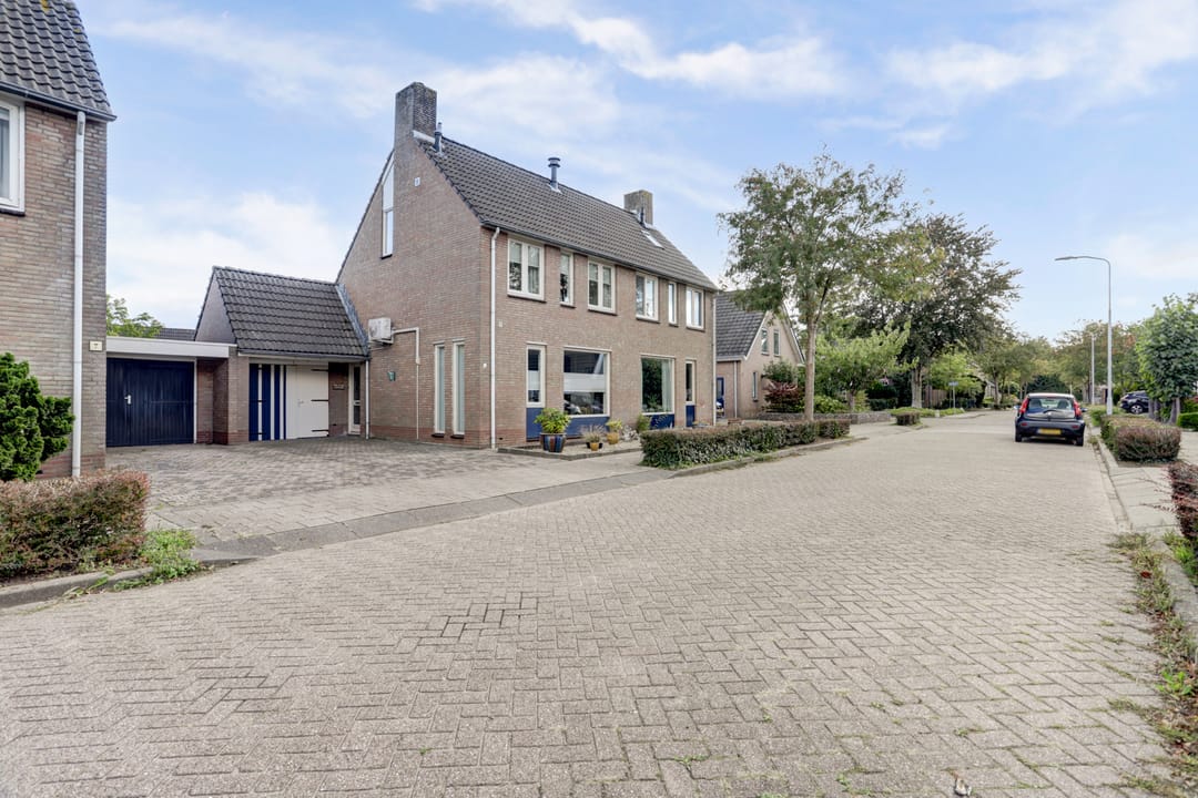 Photo 37 of Boterbloemstraat 9