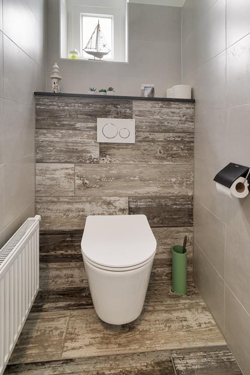 Photo 2 of Mr. Ovingstraat 2-A