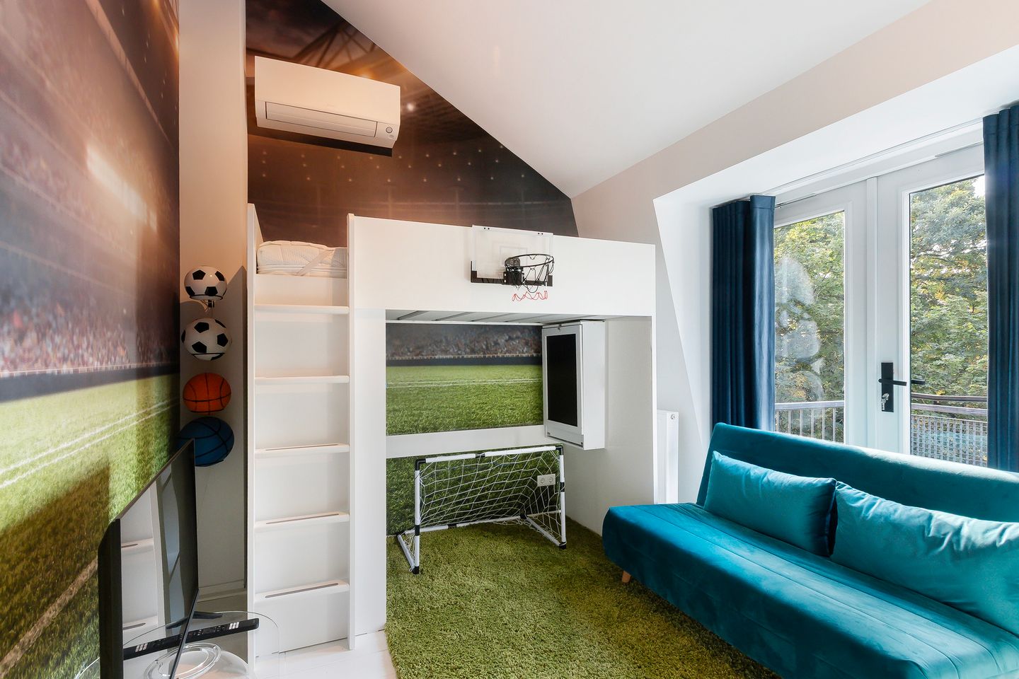 Foto 29 van Wethouder Romboutsstraat 19