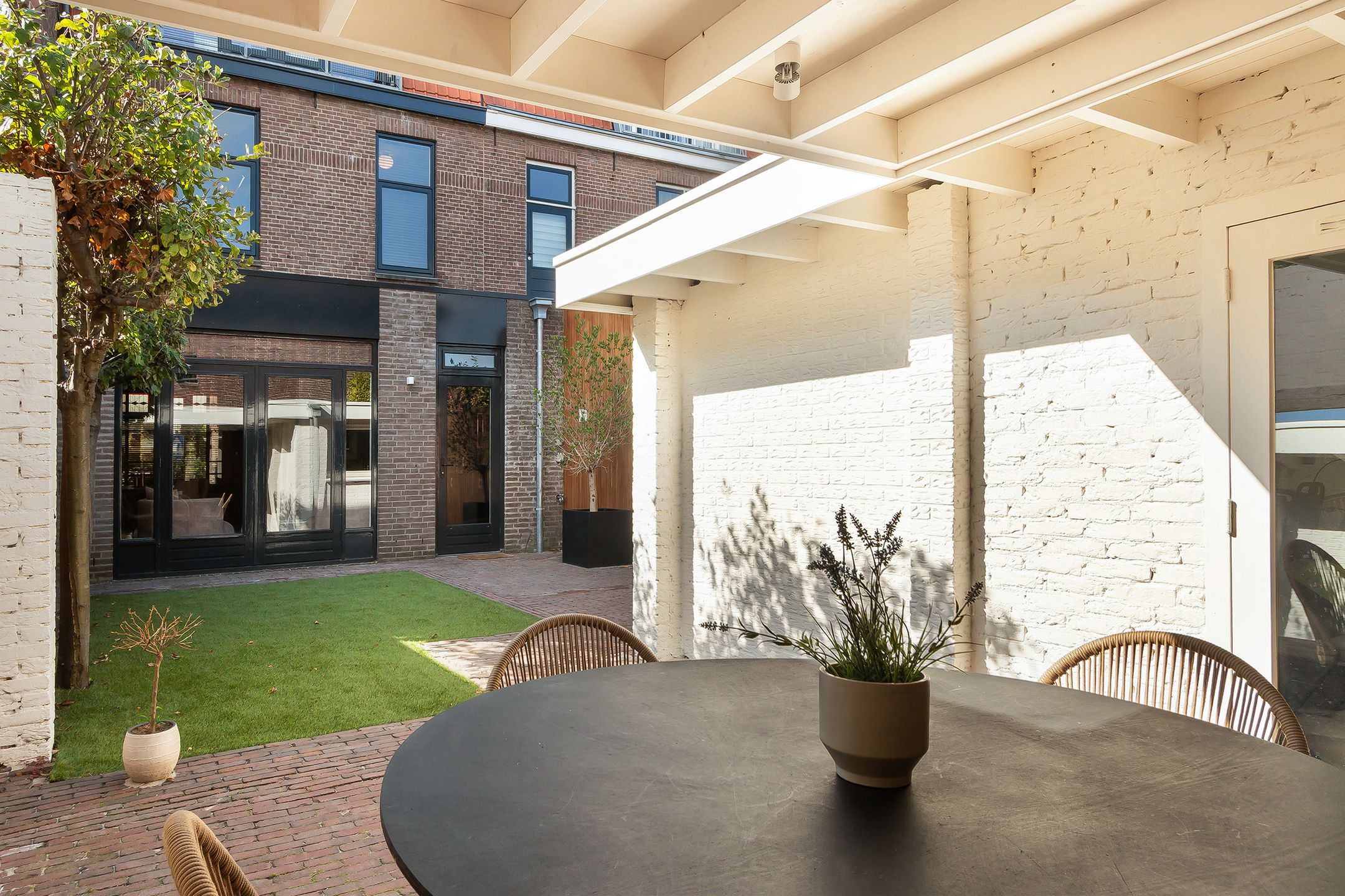 Foto 39 van Wethouder Romboutsstraat 19