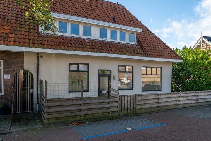 Photo 4 of Pioenstraat 2-A