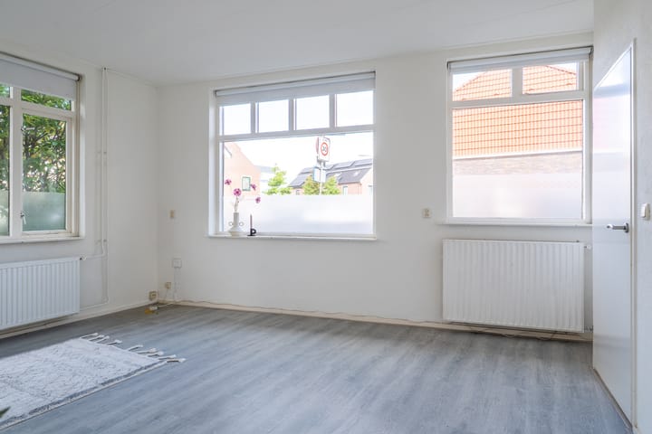 Photo 9 of Pioenstraat 2-A