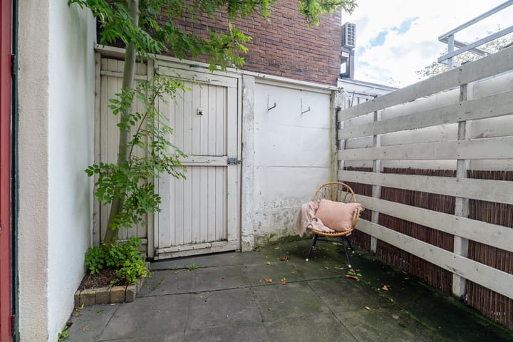 Photo 14 of Pioenstraat 2-A