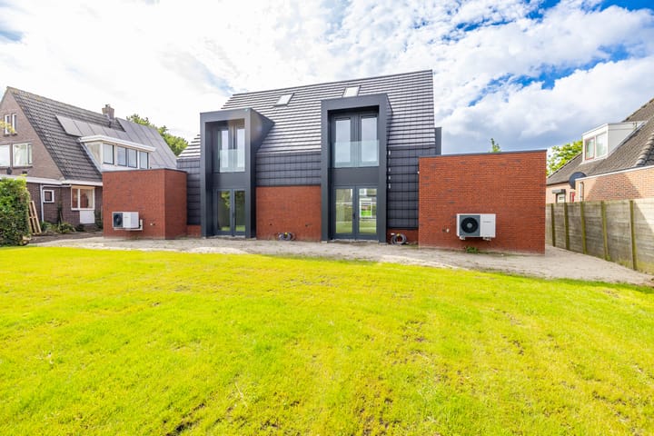 Photo 2 of Hoofdweg 41