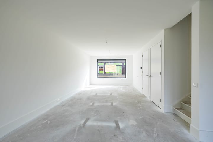 Photo 12 of Hoofdweg 41