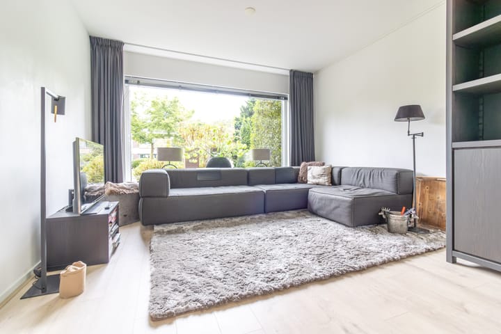 Photo 2 of Colenso 118