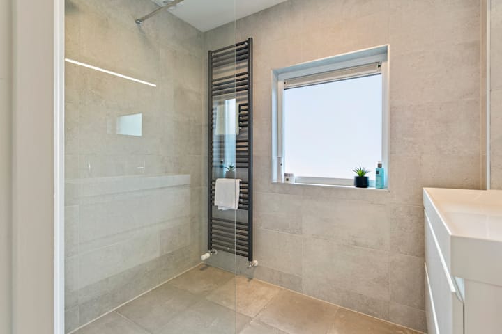 Photo 15 of Colenso 118