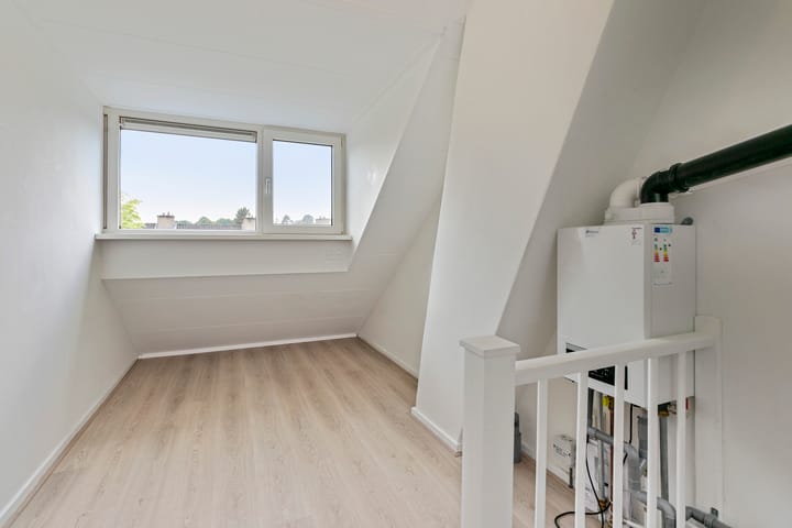 Photo 19 of Colenso 118