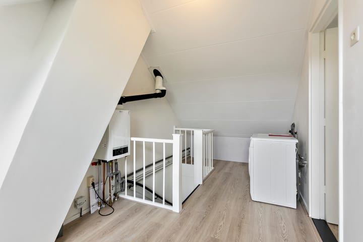 Photo 20 of Colenso 118