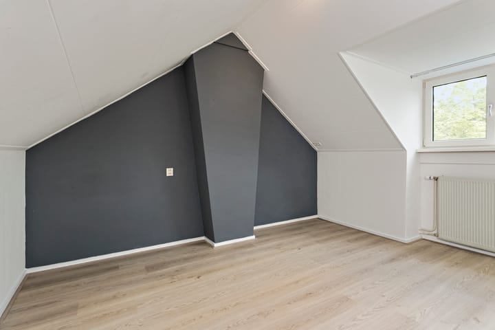 Photo 22 of Colenso 118