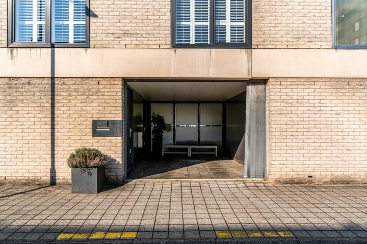 Foto 42 van Praagsingel 125