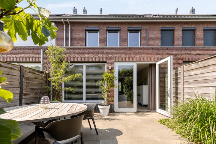 Foto 5 van Koolwitje 34