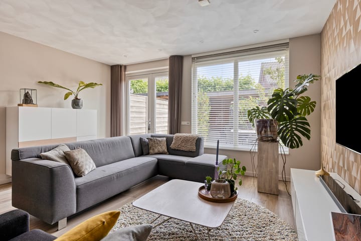 Foto 12 van Koolwitje 34