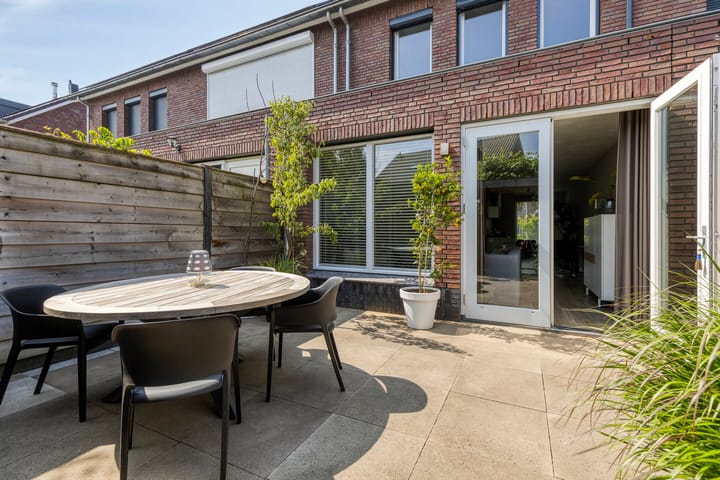 Foto 38 van Koolwitje 34