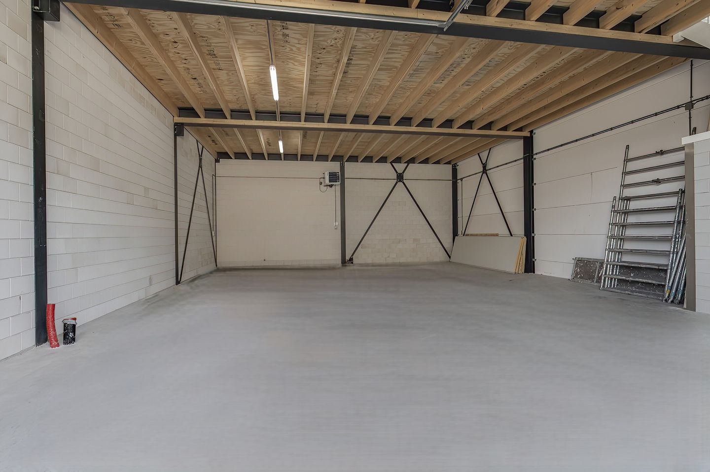 View photo 3 of Homburg 19-d