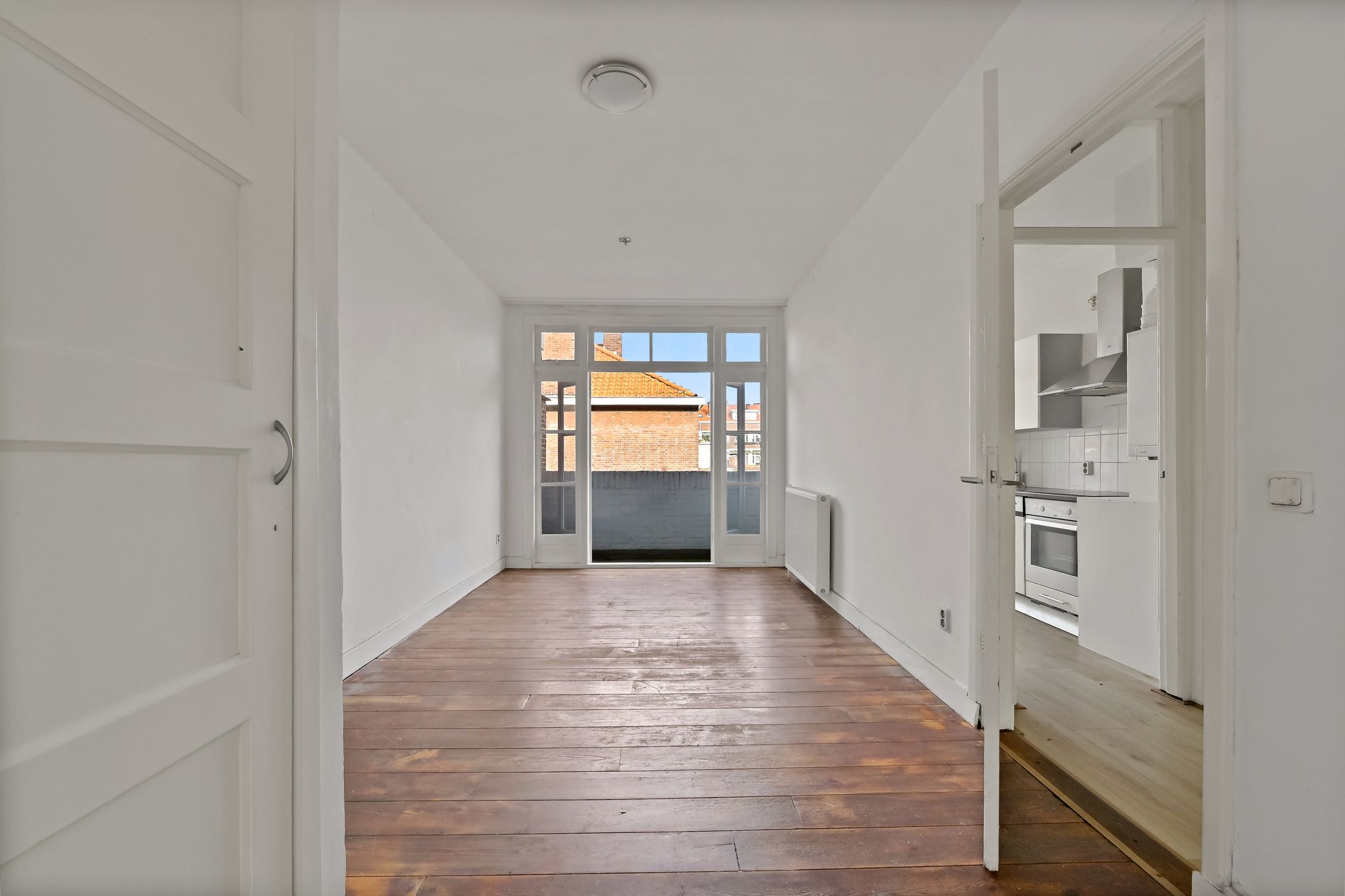 Photo 9 of Jan van Beersstraat 103